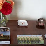Bed & Breakfast B&B Villa Trissino Rossi *